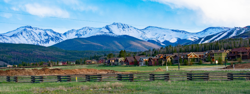 buying a ski condo in colorado